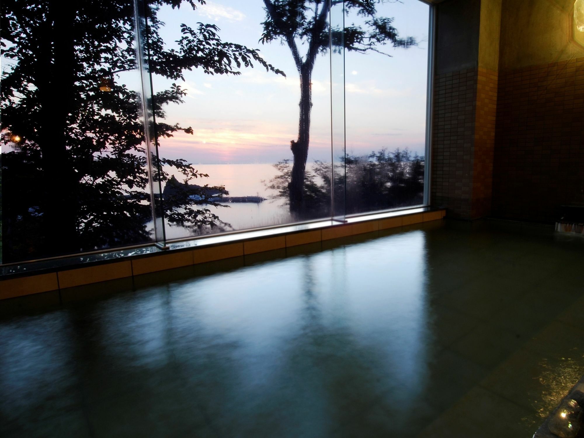 Shiretoko Yuhi No Ataruie Onsen Hostel Сяри Экстерьер фото